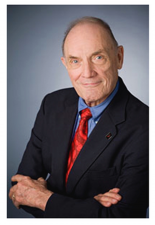 Portrait of Stephen Wolff, an older man who is smiling.